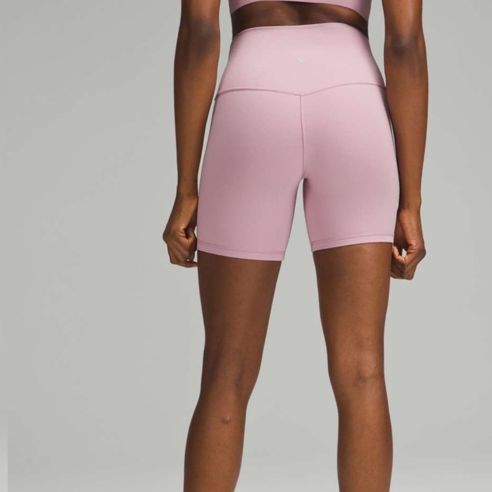 NWT Lululemon Align High Rise Short - Picture 2 of 6